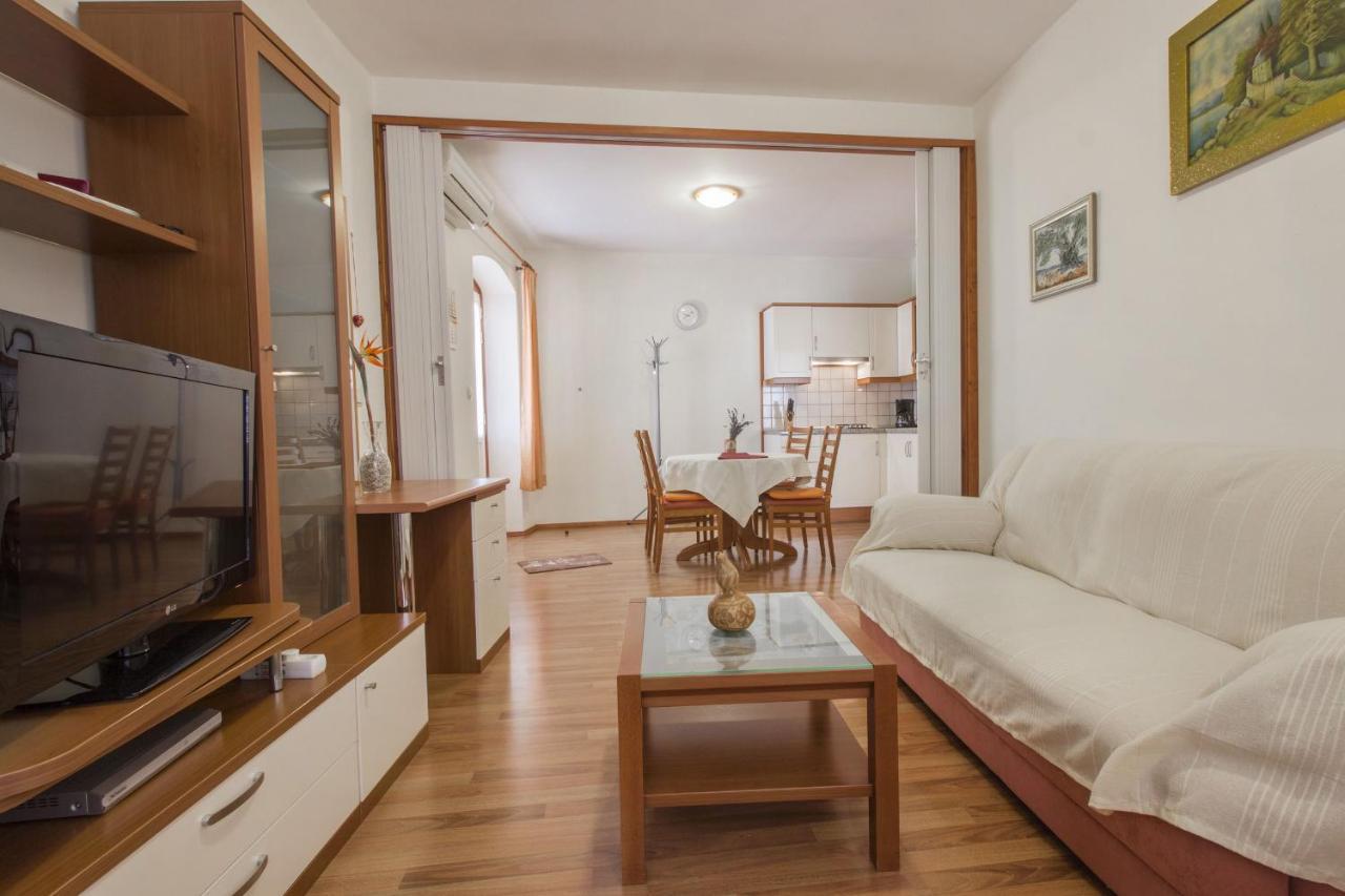 Apartments Konta City Center Водице Екстериор снимка