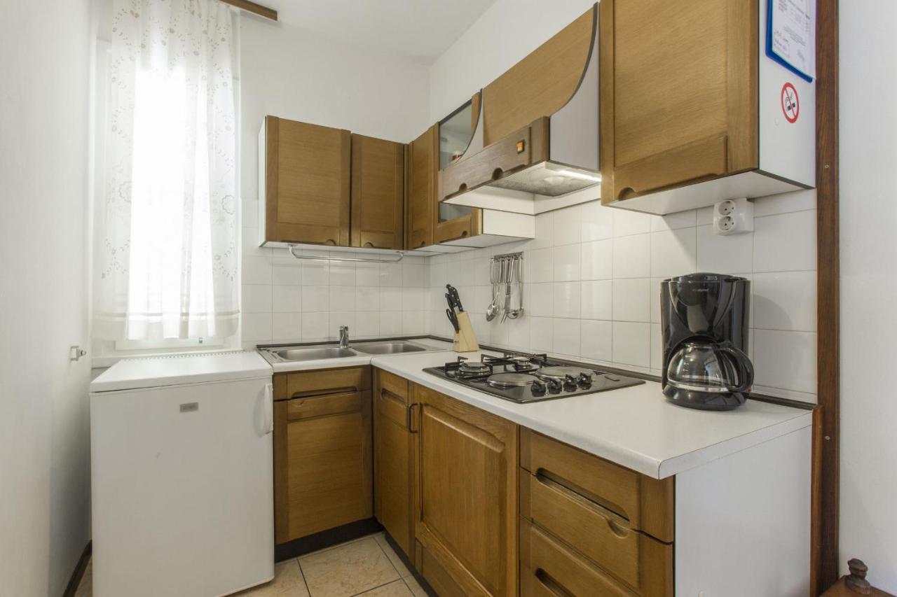 Apartments Konta City Center Водице Екстериор снимка