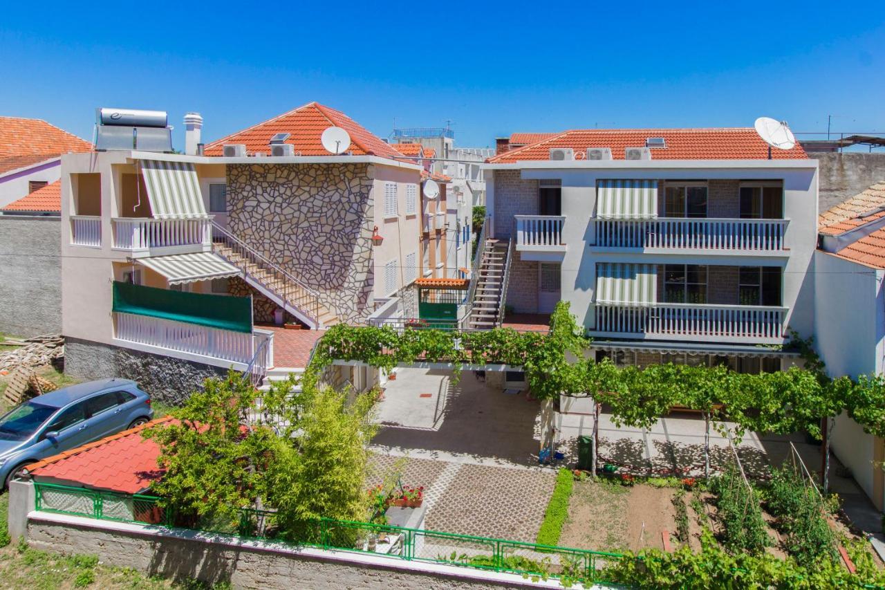 Apartments Konta City Center Водице Екстериор снимка