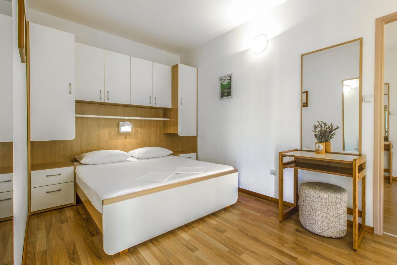 Apartments Konta City Center Водице Екстериор снимка